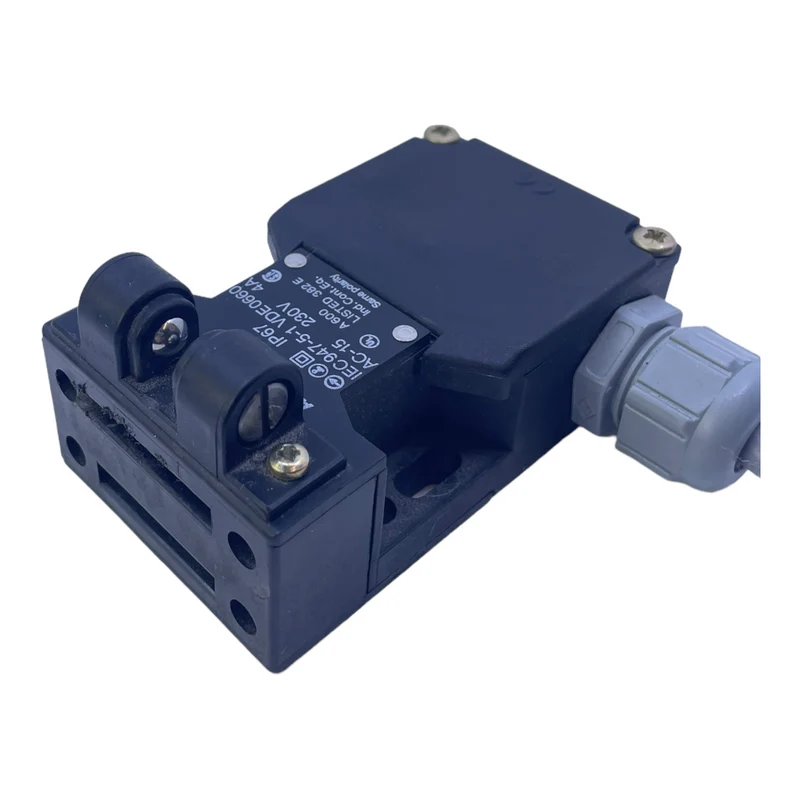 Schmersal AZ16-02zvk Sicherheitsschalter für industriellen Einsatz 230V AC 4A