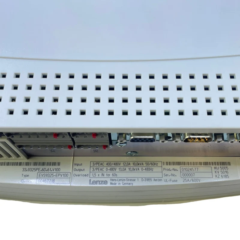 Lenze Frequenzumrichter 10,8kVA Umrichter EVS9325-EPV100 33.9325PE.6D.61.V100