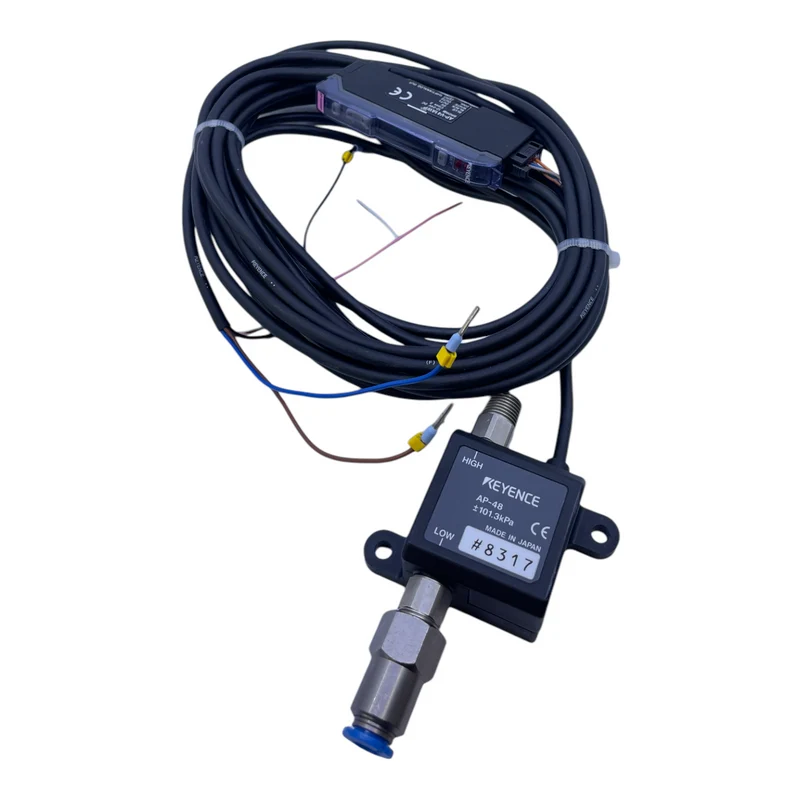Keyence AP-48 Drucksensor für Industrie Einsatz 12…24V DC +AP-V41AWP Sensoren