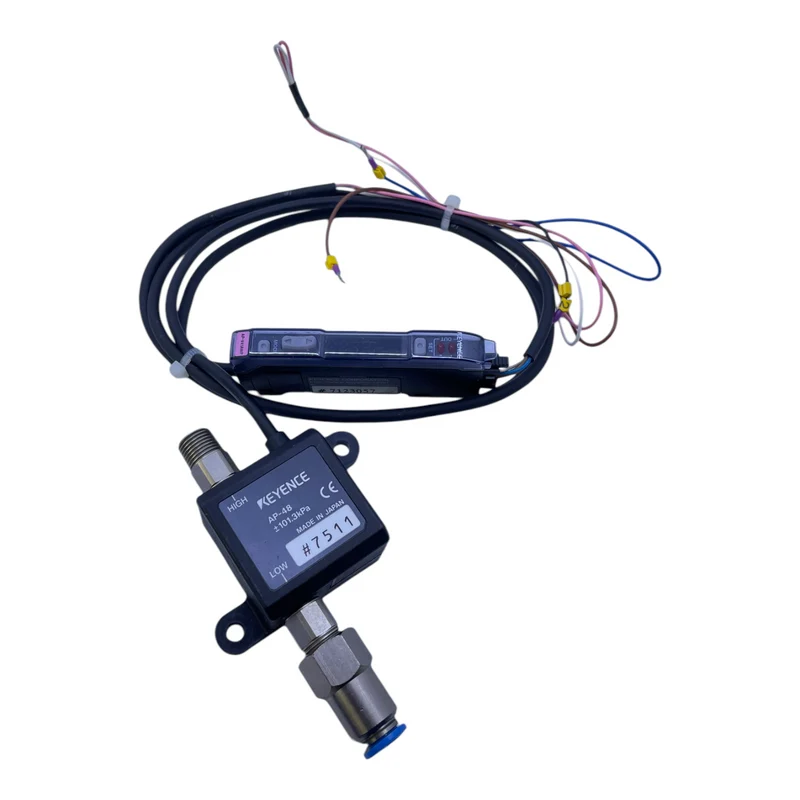 Keyence AP-48 Drucksensor für Industrie Einsatz 12…24V DC +AP-V41AWP Sensoren
