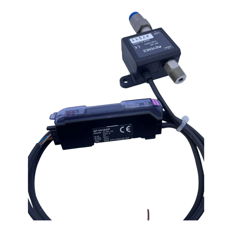 Keyence AP-48 Drucksensor für Industrie Einsatz 12…24V DC +AP-V41AWP Sensoren