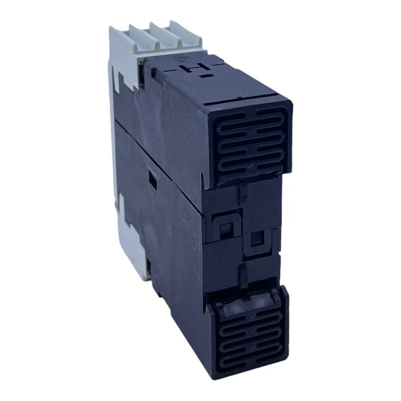 Siemens 3RP1513-1AP30 Zeitrelais für industriellen Einsatz 200-240V AC 24V AC/DC