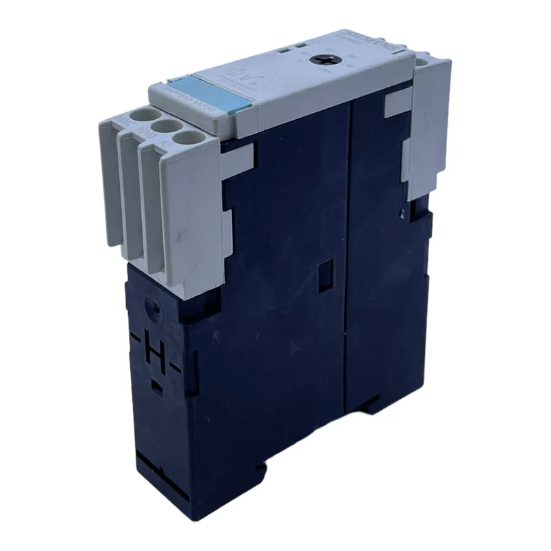 Siemens 3RP1513-1AP30 Zeitrelais für industriellen Einsatz 200-240V AC 24V AC/DC