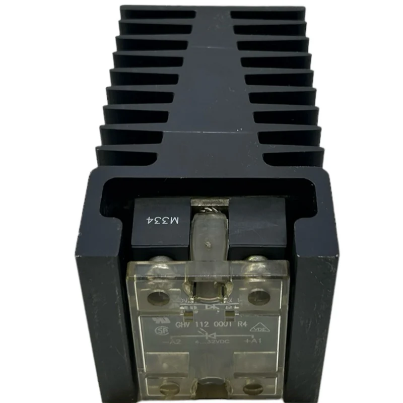 ABB GHR1109406P0001 Halbleiterschütz für industriellen Einsatz 4…32V DC