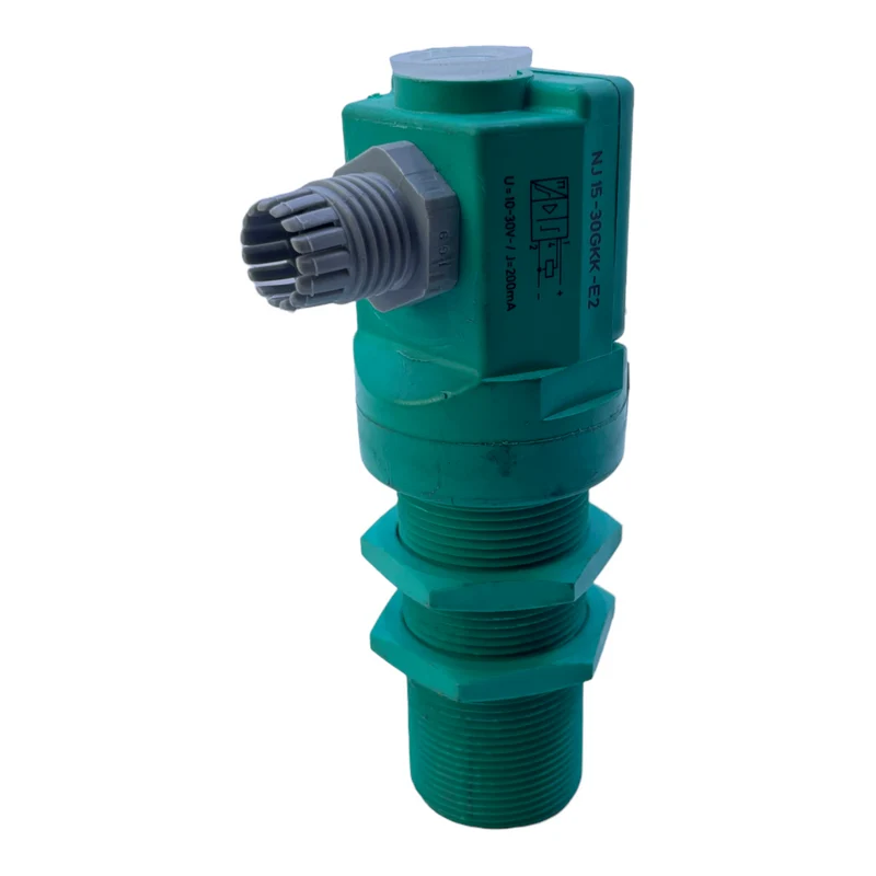Pepperl+Fuchs NJ15-30GKK-E2 Induktiver Sensor 10-30V 200mA NJ15-30GKK-E2
