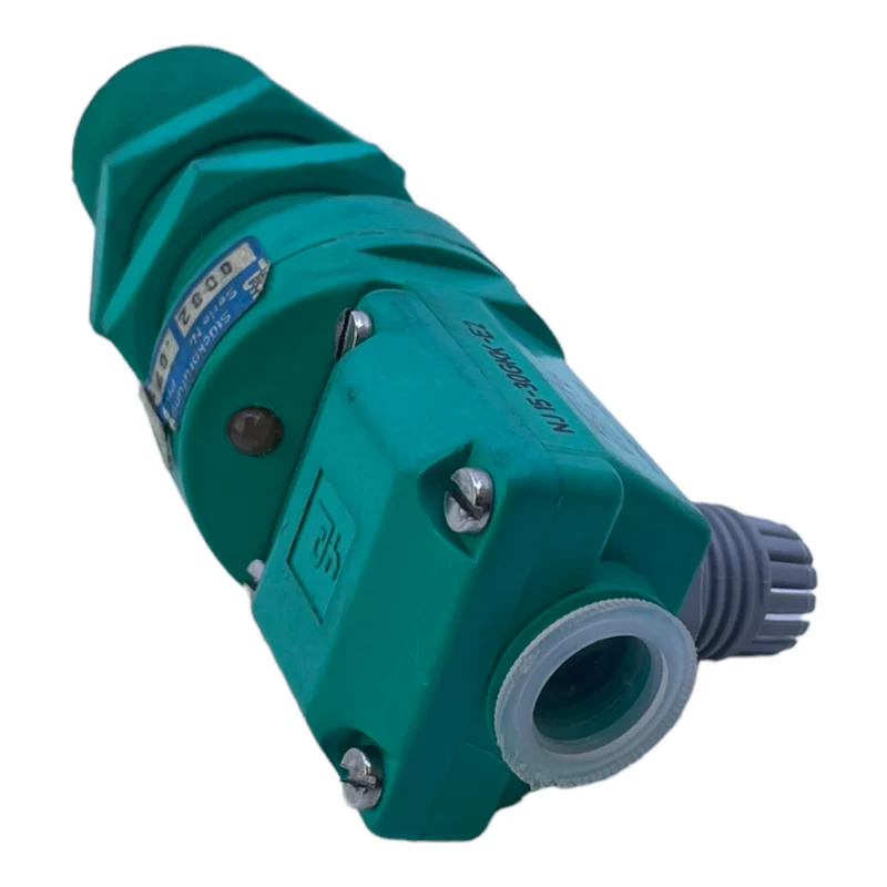 Pepperl+Fuchs NJ15-30GKK-E2 Induktiver Sensor 10-30V 200mA NJ15-30GKK-E2