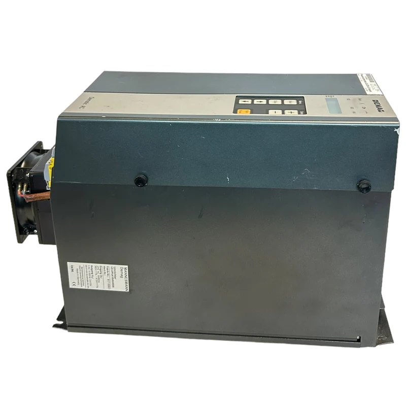 Demag UD-DPU415V033E00 Frequenzumrichter 50/60Hz 380V 0-300Hz 0-415V