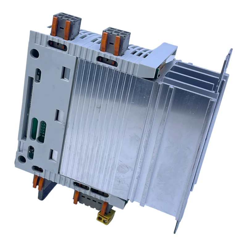 Lenze E82EV371_2C Frequenzumrichter 0,37kW 13564190 8200 vector