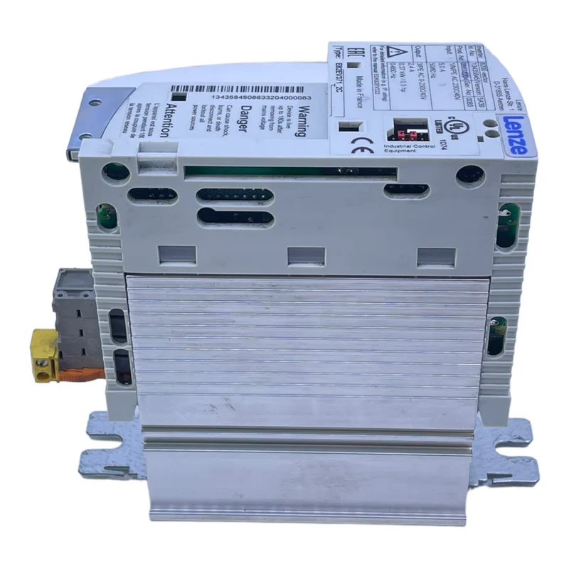 Lenze E82EV371_2C Frequenzumrichter 0,37kW 13141952 8200 vector