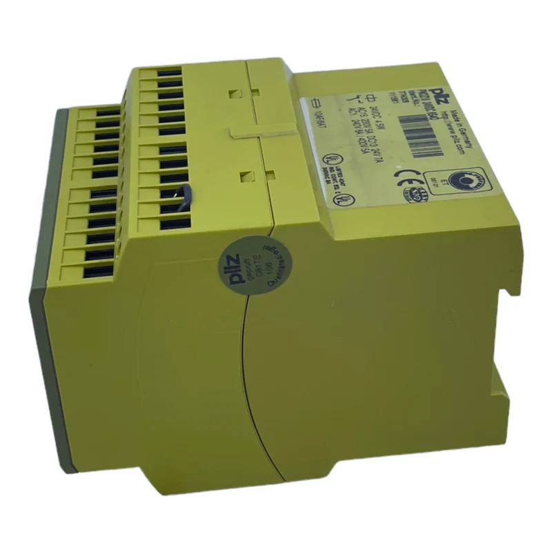 Pilz 774009 Sicherheitsrelais PNOZ1024VDC PNOZ 10 24VDC 4.5W S:6 O:4 Pilz Relais