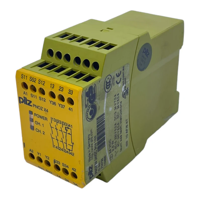 Pilz 774730 Sicherheitsrelais PNOZX424VDC3n/o1n/c 24VDC 2,5W 3 N/O 1 N/C Relais