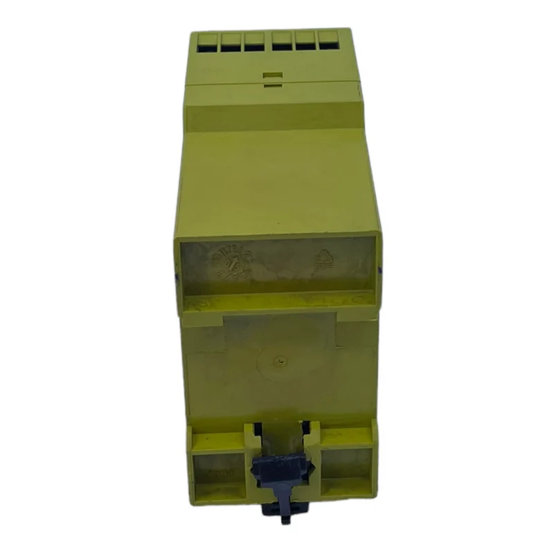Pilz 774730 Sicherheitsrelais PNOZX424VDC3n/o1n/c 24VDC 2,5W 3 N/O 1 N/C Relais