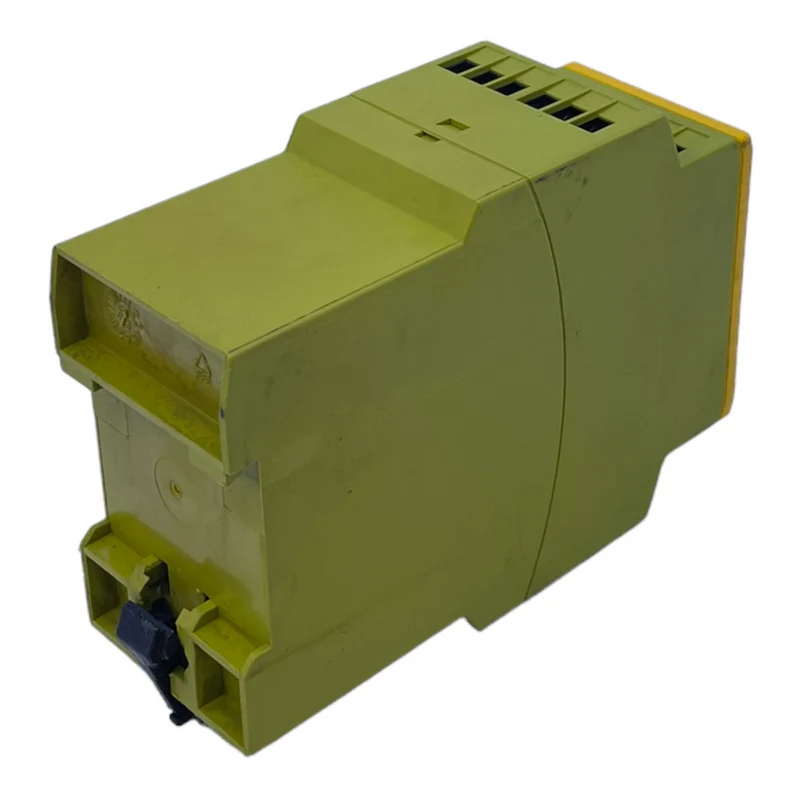 Pilz 774730 Sicherheitsrelais PNOZX424VDC3n/o1n/c 24VDC 2,5W 3 N/O 1 N/C Relais