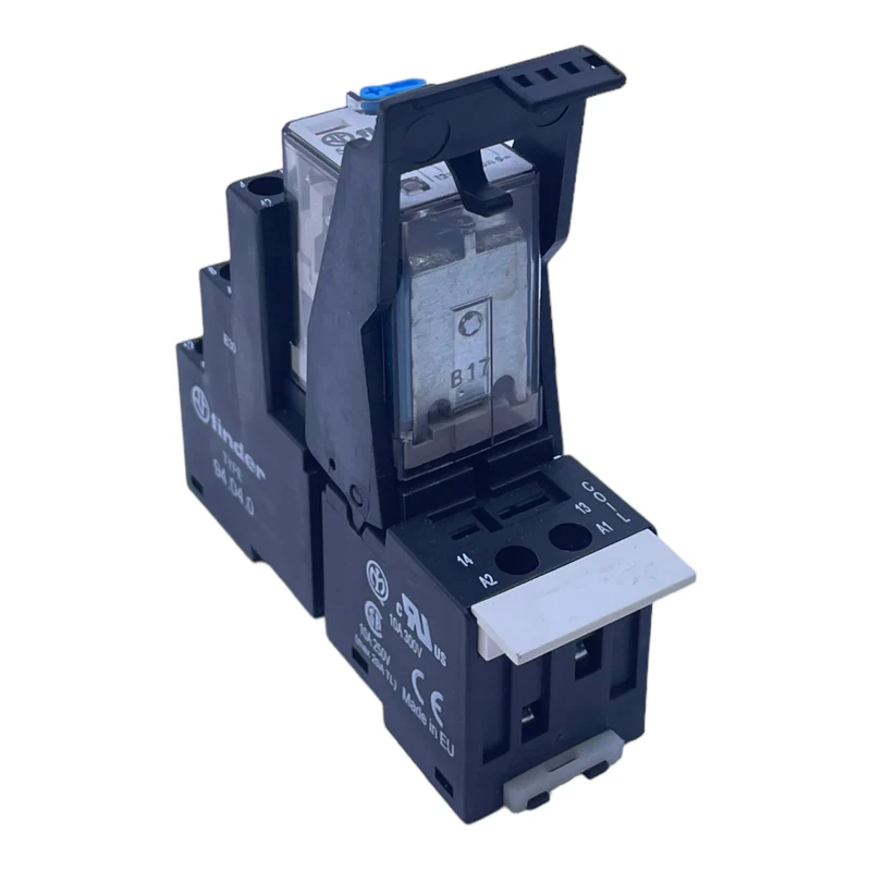 Finder 55.34.9.024.0040 + 94.04. Sockelrelais 10A 250V 10A 300V 7A 250V 2stk