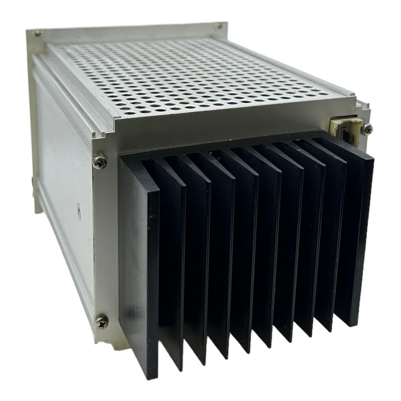 AST V220RG1-KH200 Thyristor-Netzumsetzer NO:220VAC±15% 50Hz 250VA NC:22-28VDC 8A