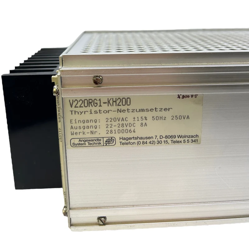 AST V220RG1-KH200 Thyristor-Netzumsetzer NO:220VAC±15% 50Hz 250VA NC:22-28VDC 8A