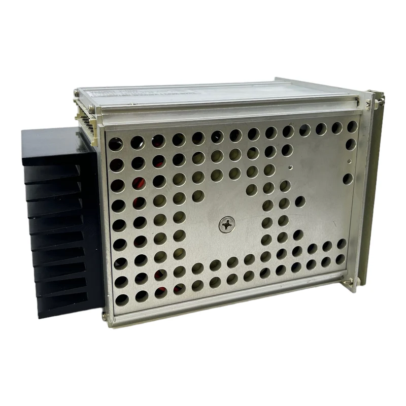 AST V230RG1-KH200 Thyristor-Netzumsetzer NO:230VAC±15% 50Hz 250VA NC:22-28VDC 8A