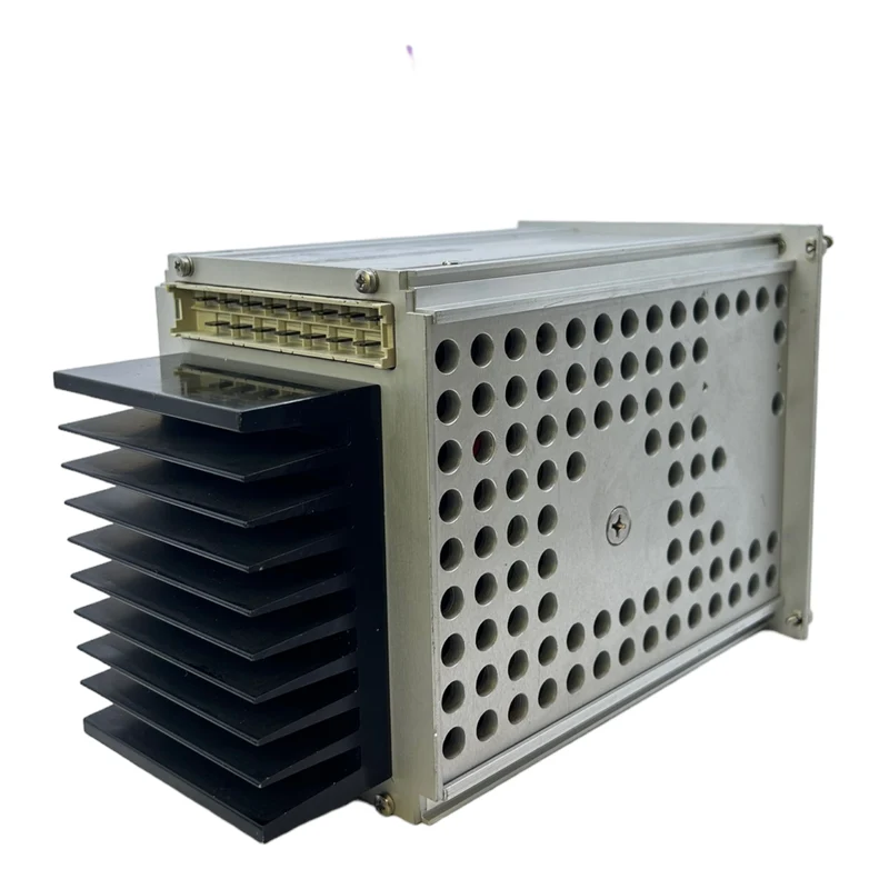 AST V230RG1-KH200 Thyristor-Netzumsetzer NO:230VAC±15% 50Hz 250VA NC:22-28VDC 8A