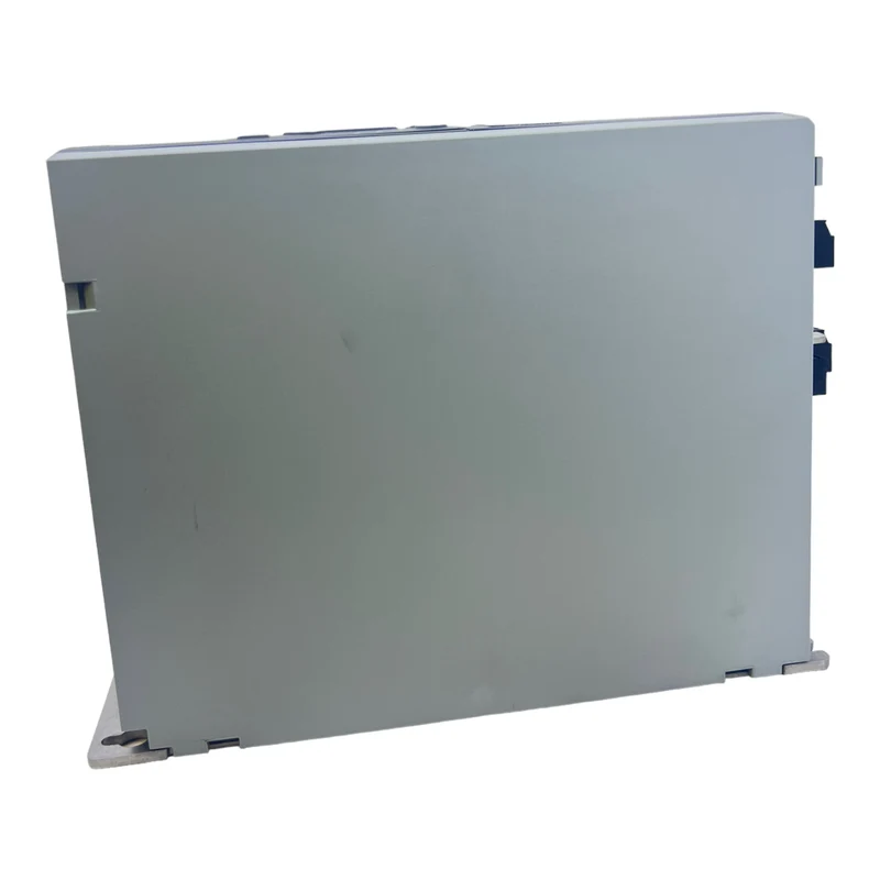 Danfoss FC-301P1K5T4E20H1 Frequenzumrichter 131B0747 Inp:3x380-480V 3.7/3.1A