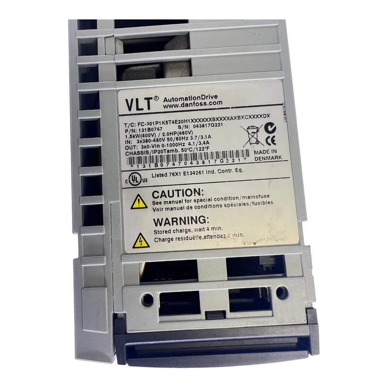 Danfoss FC-301P1K5T4E20H1 Frequenzumrichter 131B0747 Inp:3x380-480V 3.7/3.1A