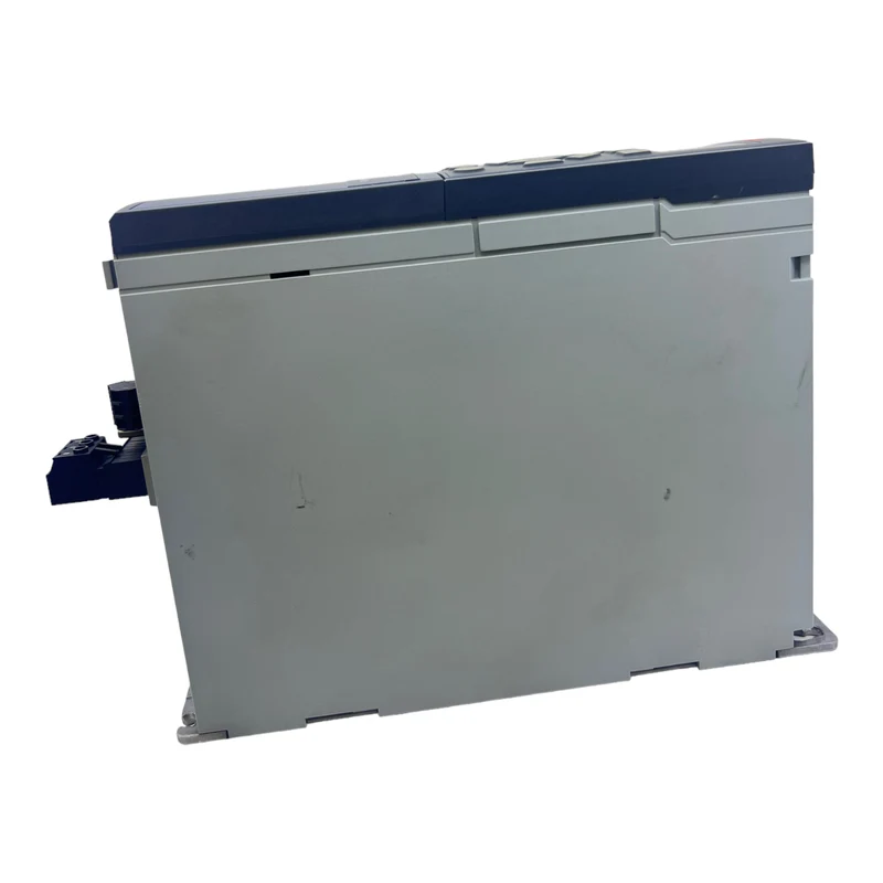 Danfoss FC-301P1K5T4E20H1 Frequenzumrichter 131B0955 Inp:3x380-480V 3.7/3.1A