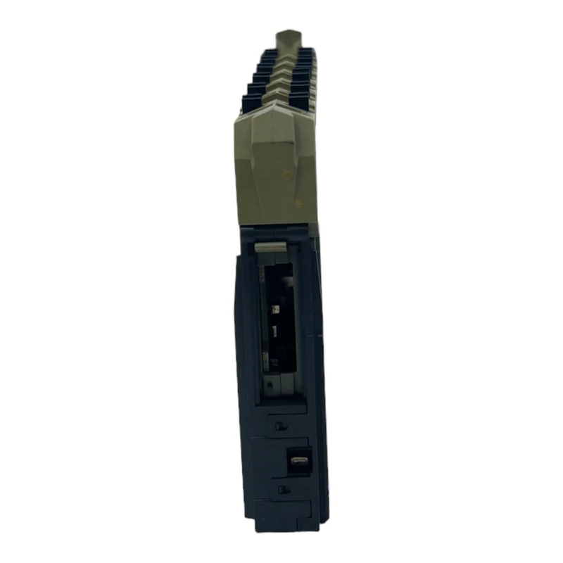 B&R X20AO2622 + X20BM01 2 analoge Ausgänge/Versorgungsmodule IP20 1,1W