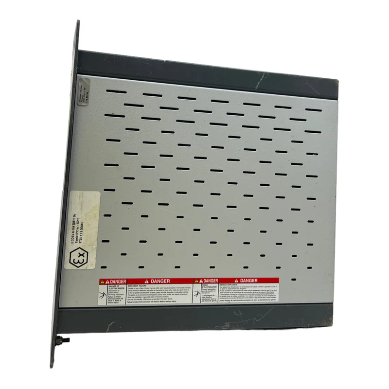 SCHNEIDER ELECTRIC HMIBUCND1E01 BoxPC 24V DC 1,6A BoxPC PC