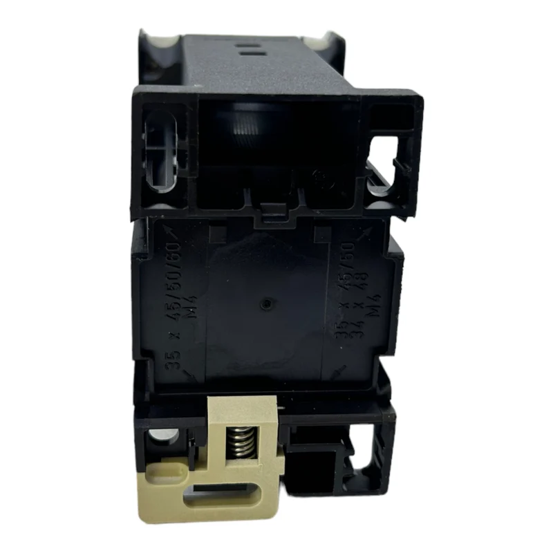 Telemecanique CA3DN22BD Steuerrelais max.600V AC 24V 10A Steuerrelais CA3DN22BD