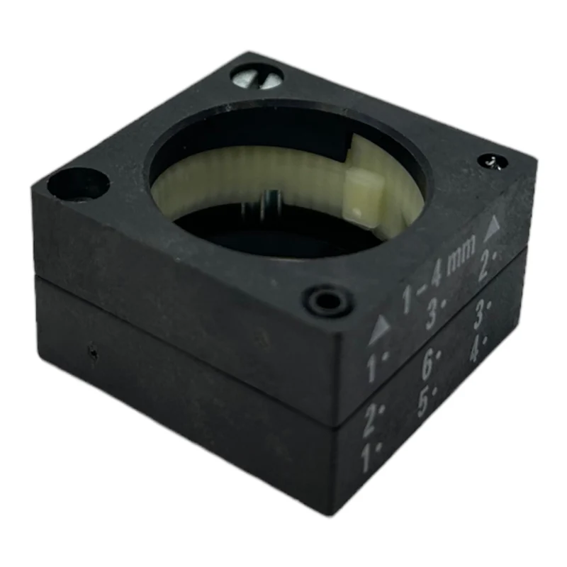 Siemens 3SB3000-4QD01 Schlüsselschalter IP20 Frontbefestigung (Ohne Schlüssel!)