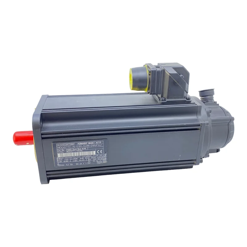 Indramat MDD071C-N-030-N2M-095PA2 Servomotor DC 24 V 0.5 A