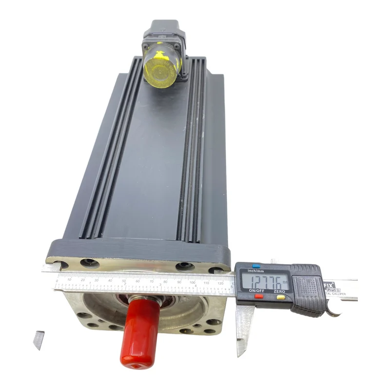 Indramat MDD093C-N-030-N2M-110PA1 Servomotor 24V DC 0.5A
