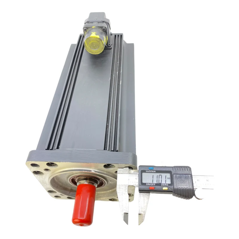 Indramat MDD093C-N-030-N2M-110PA1 Servomotor 24V DC 0.5A