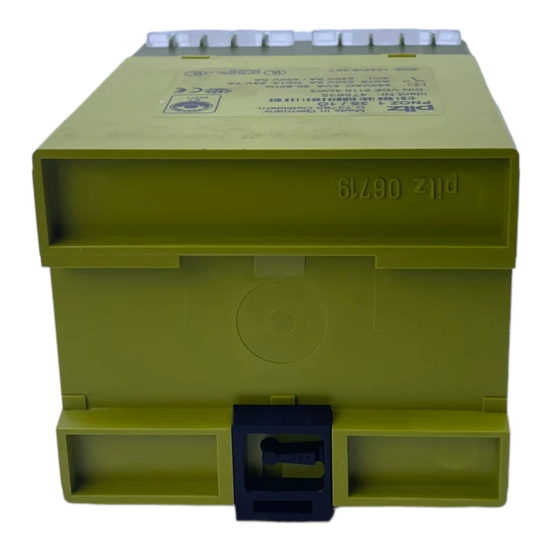 Pilz PNOZ13S/1Ö Sicherheitsrelais 475655 240V AC 6VA 50-60Hz Relais