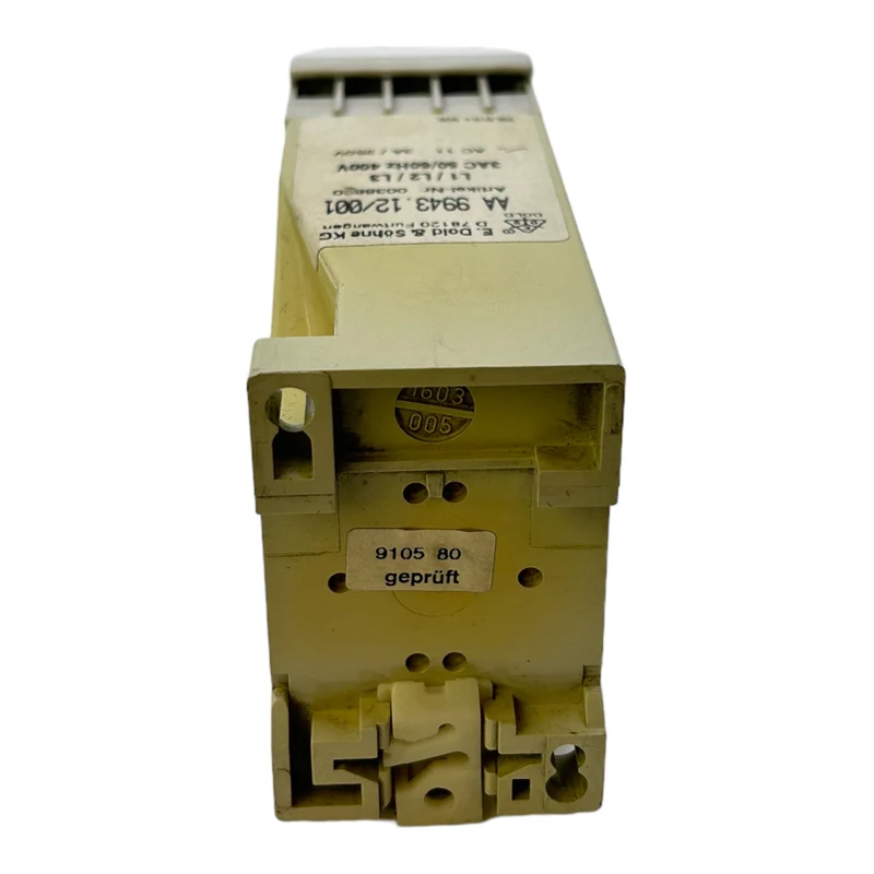 E.Dold & Söhne AA9943.12/001 Unterspannungsrelais 0038660 3AC 50/60Hz 400V