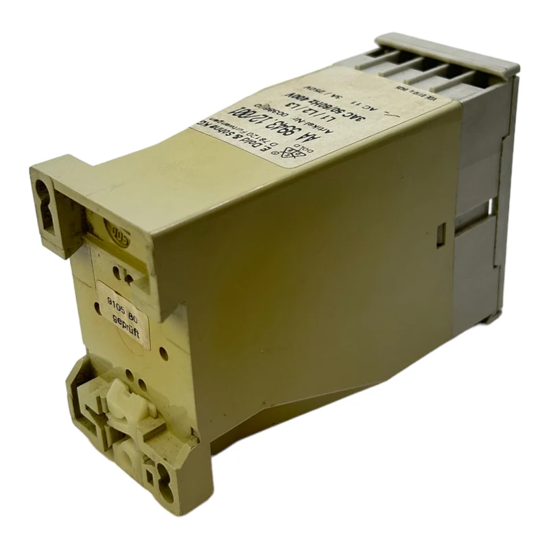 E.Dold & Söhne AA9943.12/001 Unterspannungsrelais 0038660 3AC 50/60Hz 400V