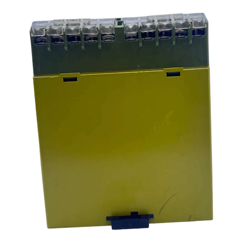 Pilz PNOZ124VDC3S1Ö Sicherheitsrelais 475695 24V DC 3,5W 230V 5A DC13 24V 7A