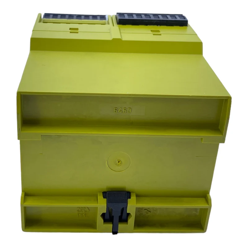 Pilz PNOZX9P Sicherheitsrelais 777609 24V DC 5,5 W 7n/o 2n/c 2so
