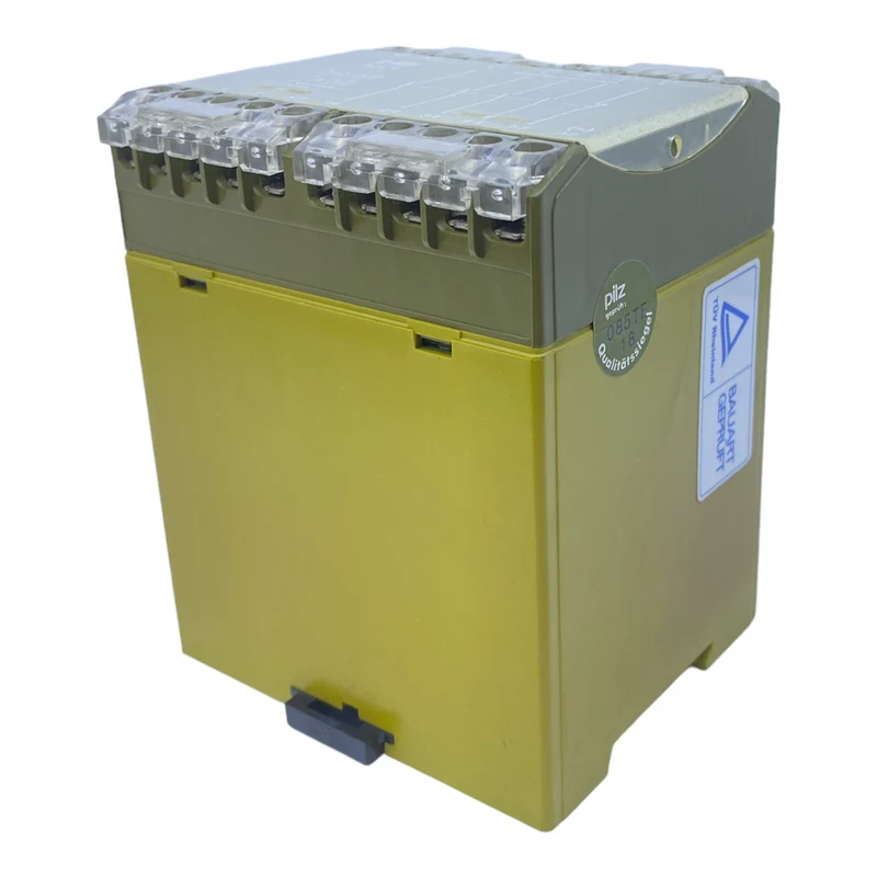 PILZ PZE/5 Sicherheitsrelais 17774 24V DC 4S 1Ö 3,5VA 250/400V AC 8/5A Relais
