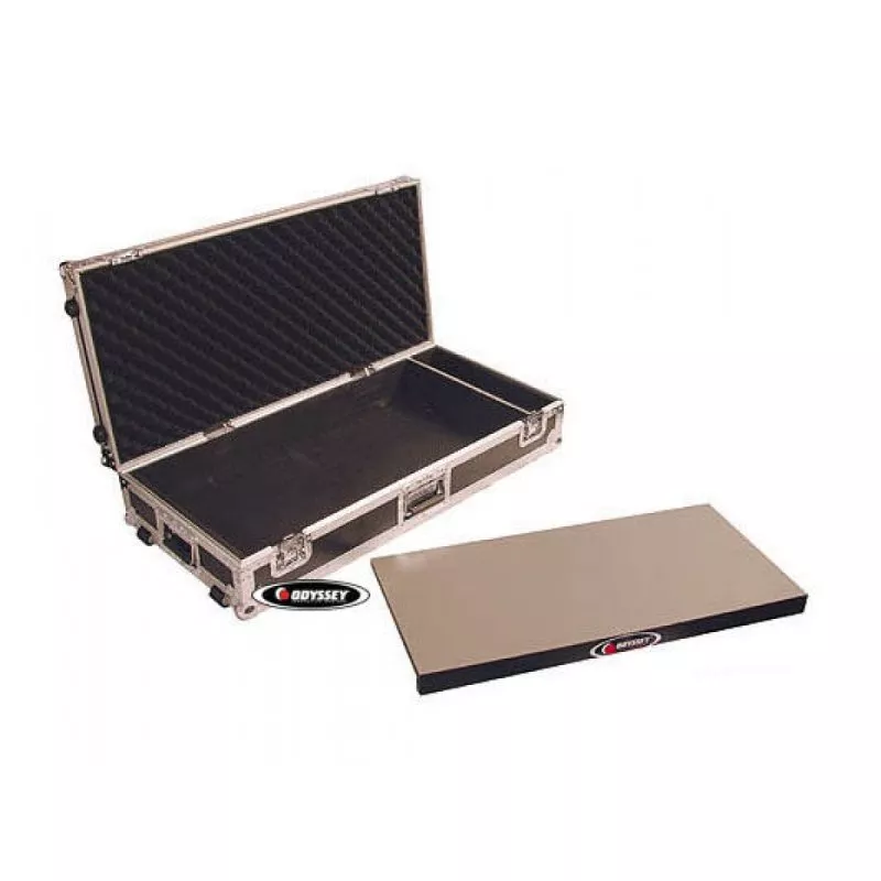 Odyssey FZGPEDAL32W 32in GUITAR PEDAL BOARD CASE w