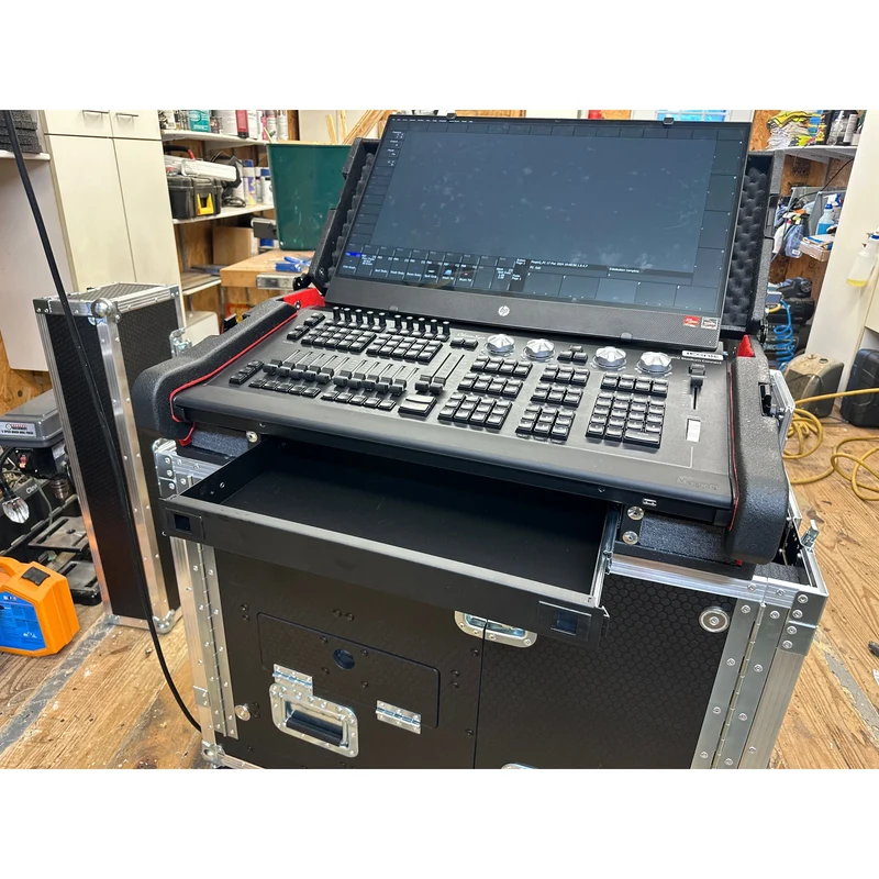 ProX Flip-Ready Hydraulic Console Case For Digital Audio Consoles | ChamSys MagicQ MQ250 | Fixed