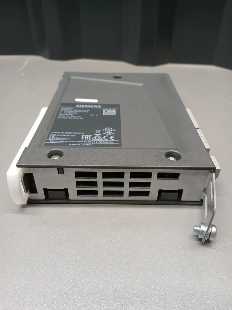 SIEMENS 6SL3055-0AA00-3PA1 SINAMICS TERMINAL MODULE TM41