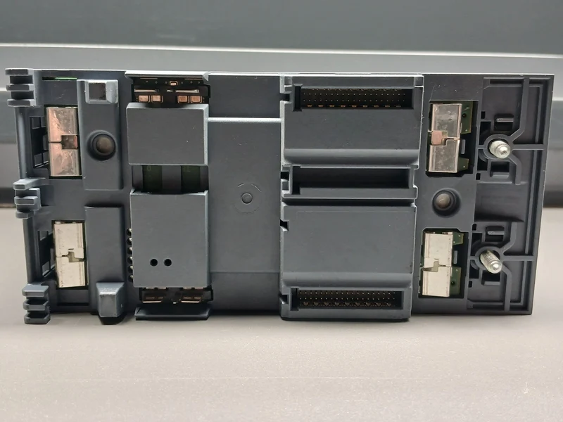 Siemens SIMATIC S7-1500 CPU 1515-2 PN 1P 6ES7 515-2AM01-0AB0