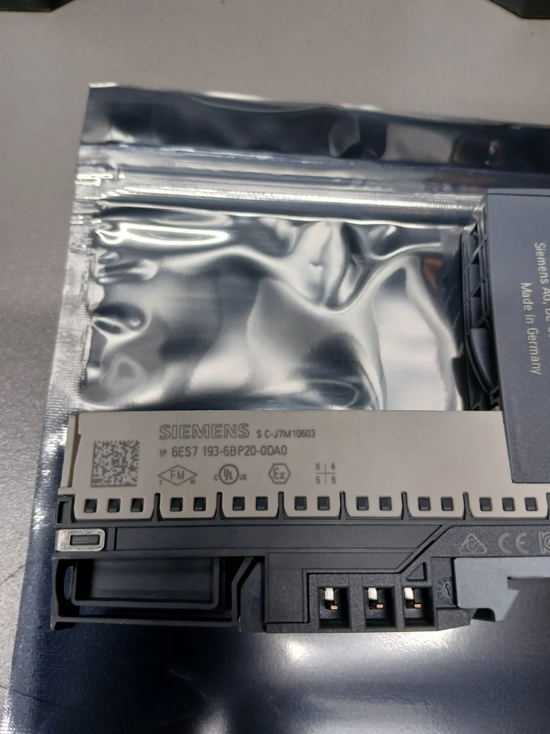 Siemens Simatic S7 6ES7 132-6BF00-0BA0 Digital Output Modul