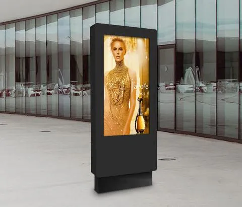 Digitale Outdoor-Stele 43–86 Zoll – wetterfestes Werbedisplay mit CMS