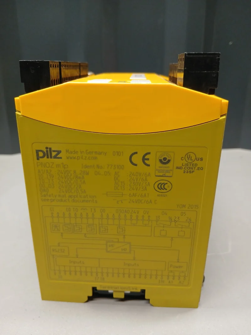 Pilz Kommunikationsmodul PNOZ mc9p 773731 Basisgerät PNOZ m1p 773100