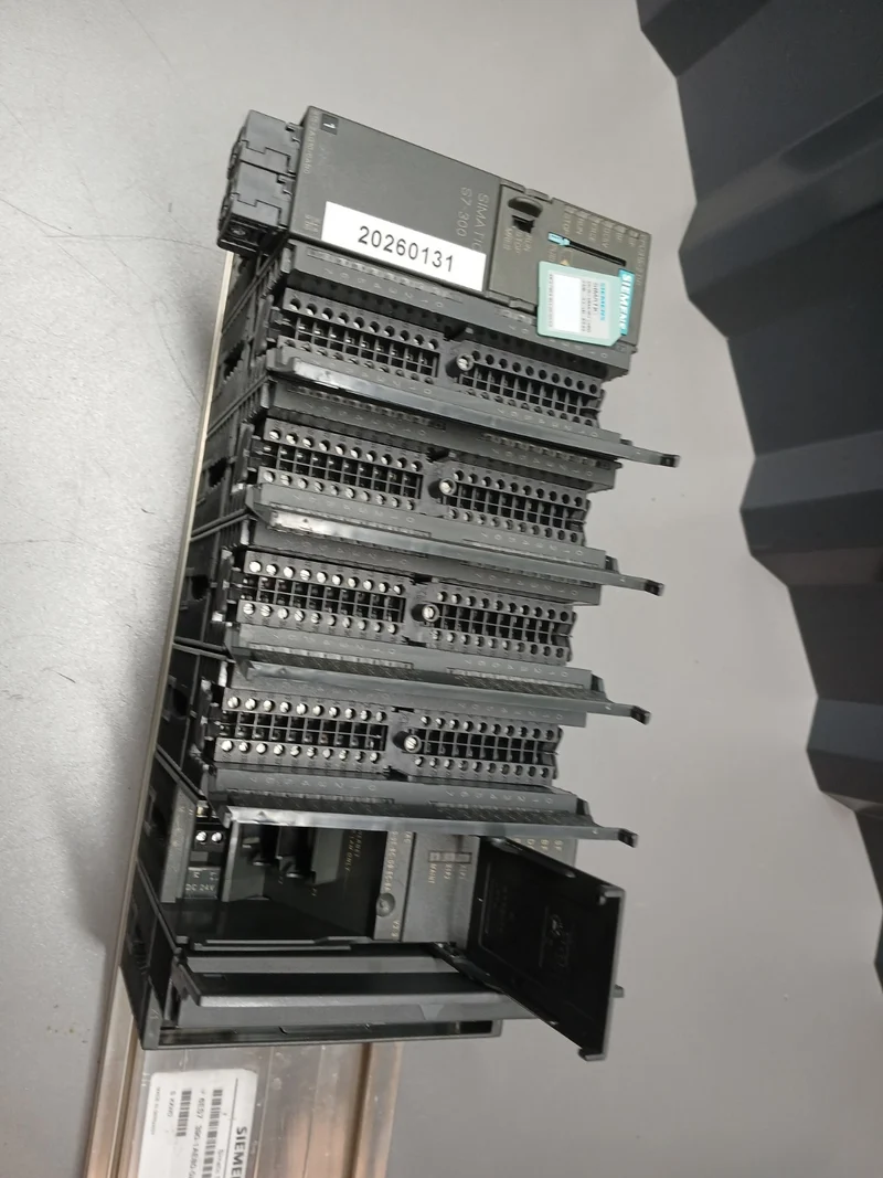 Siemens SIMATIC S7-300 CPU 315-2 DP / 6ES7 315-2AG10-0AB0 incl. Module