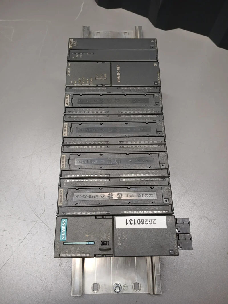 Siemens SIMATIC S7-300 CPU 315-2 DP / 6ES7 315-2AG10-0AB0 incl. Module