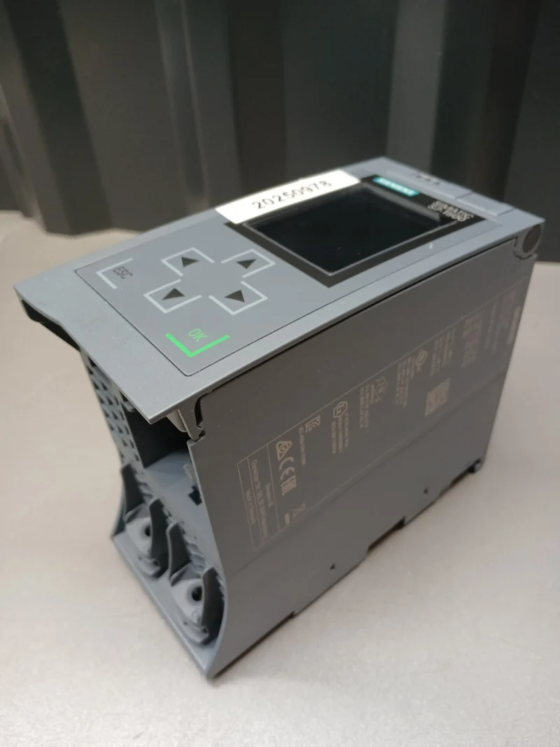 Siemens SIMATIC S7-1500 CPU 1515-2 PN 1P 6ES7 515-2AM01-0AB0