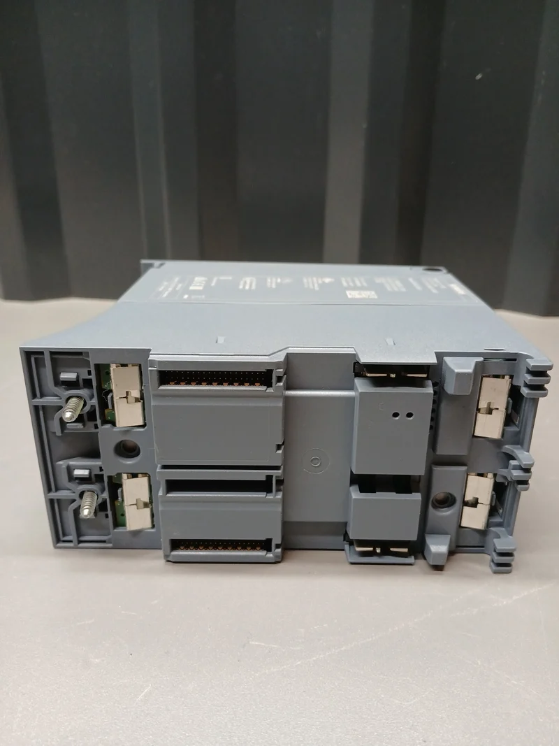Siemens SIMATIC S7-1500 CPU 1515-2 PN 1P 6ES7 515-2AM01-0AB0