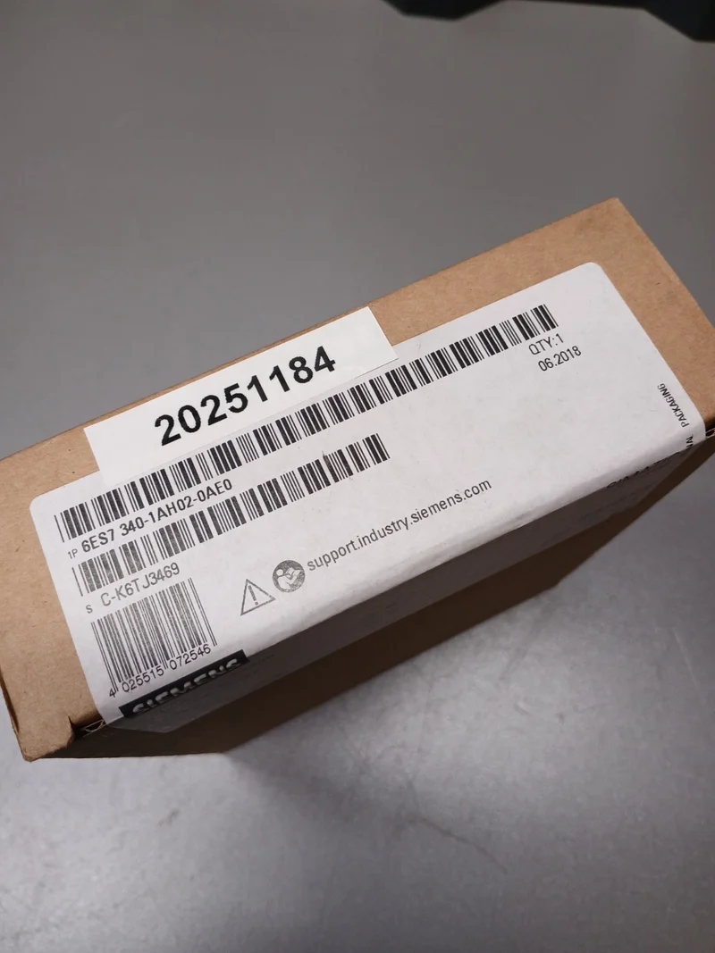 Siemens SIMATIC S7-300 Communication Processor 6ES7 340-1AH02-0AE0 NEU
